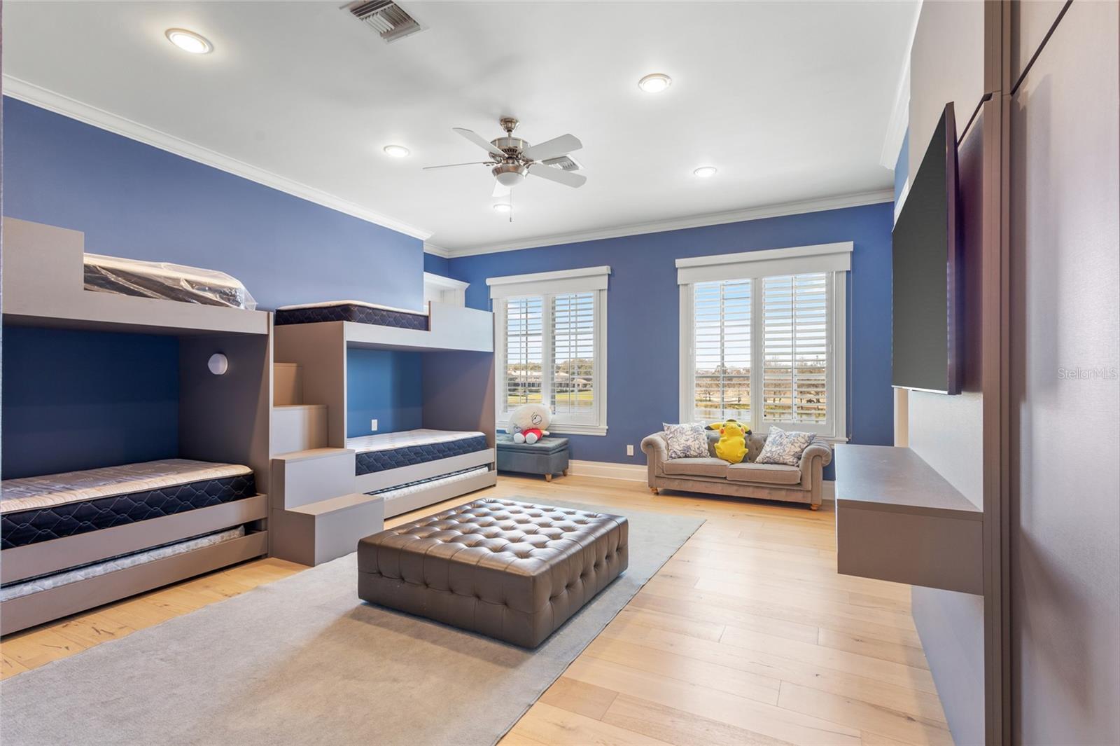 ISLEWORTH 01 AMD - Residential