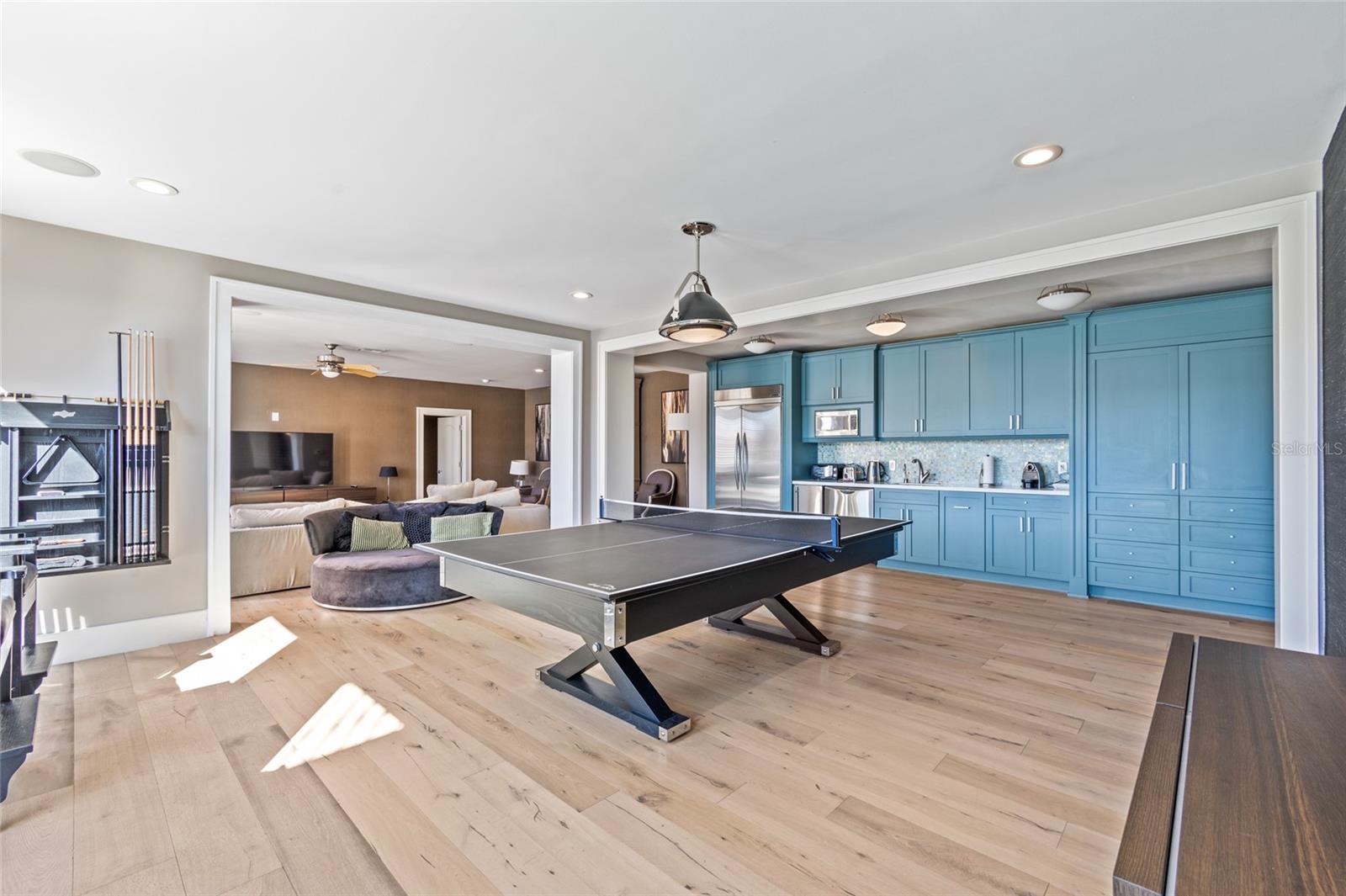 ISLEWORTH 01 AMD - Residential