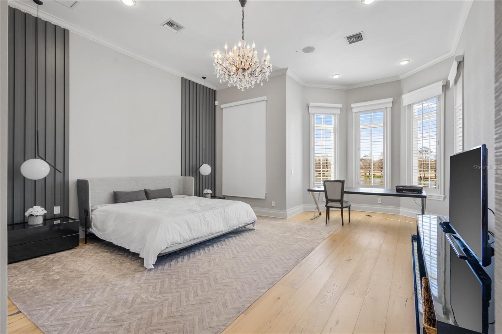 ISLEWORTH 01 AMD - Residential