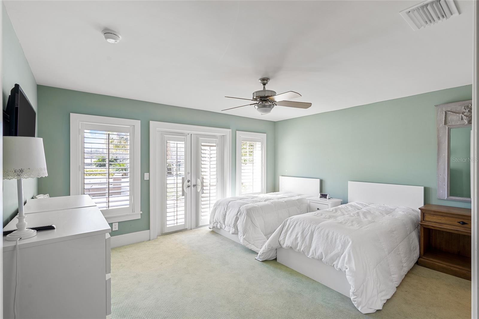 ISLEWORTH 01 AMD - Residential