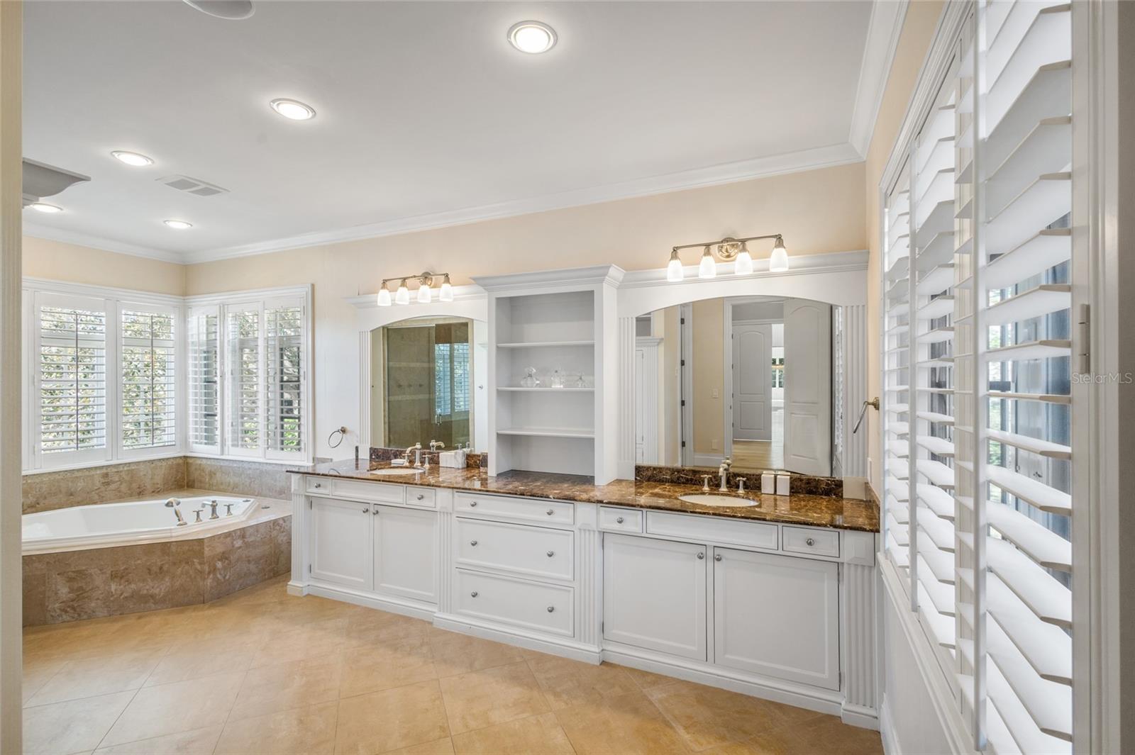 ISLEWORTH 01 AMD - Residential