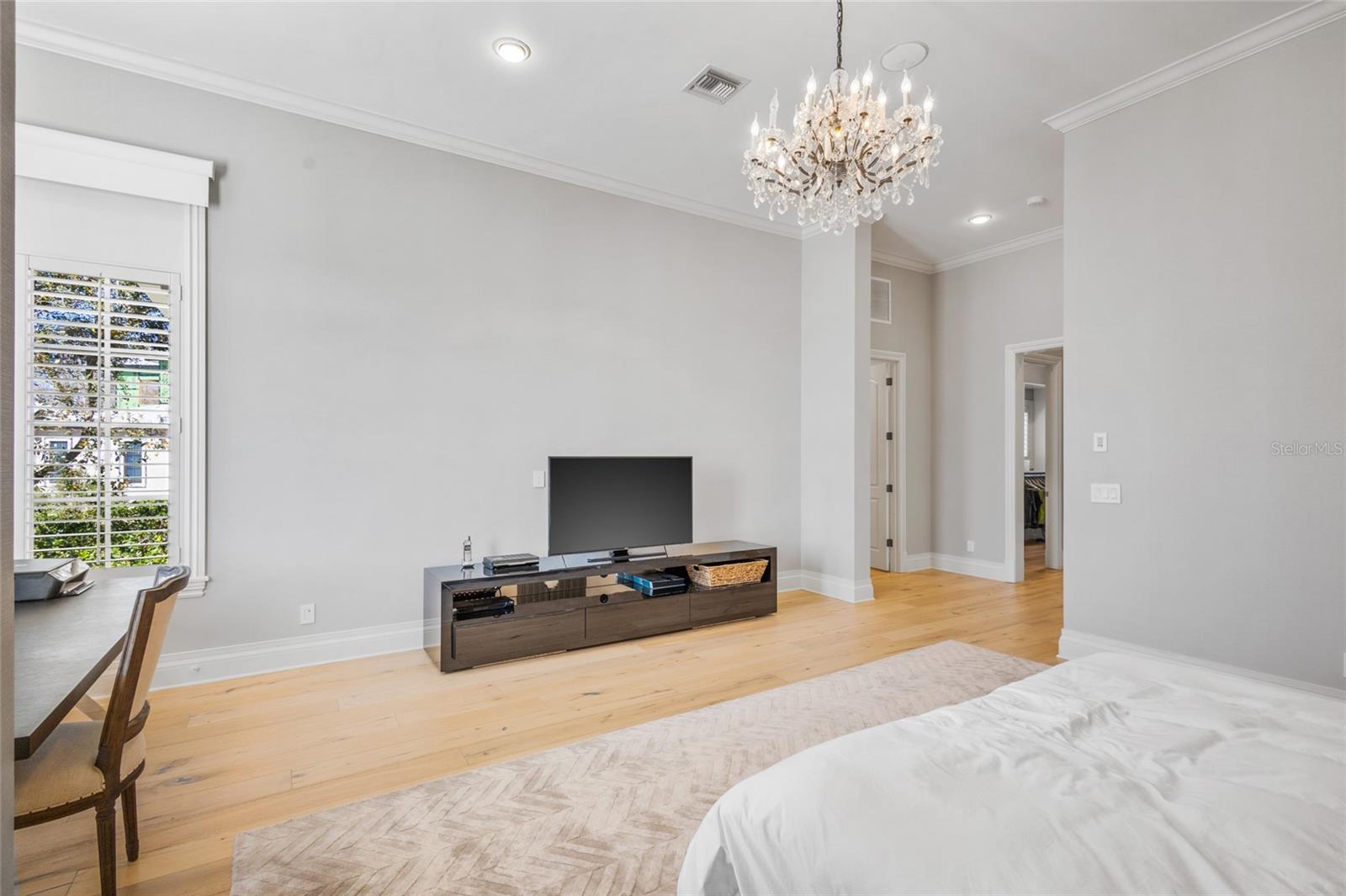 ISLEWORTH 01 AMD - Residential