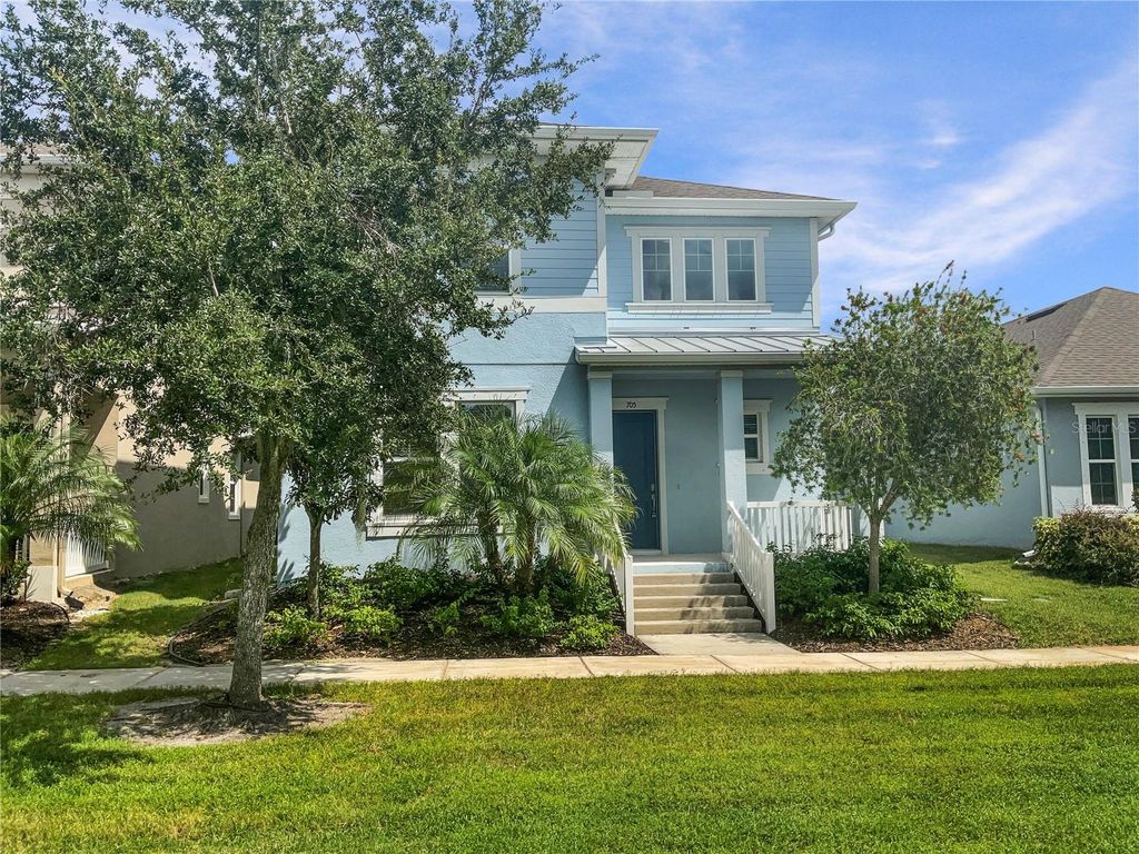 Photo of 705 Winterside Drive, Apollo Beach, FL 33572 (MLS # TB8429962)