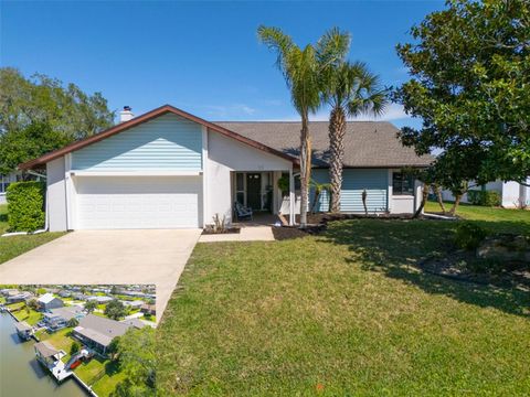 Photo of 13 Clinton Court S, Palm Coast, FL 32137 (MLS # FC316974)