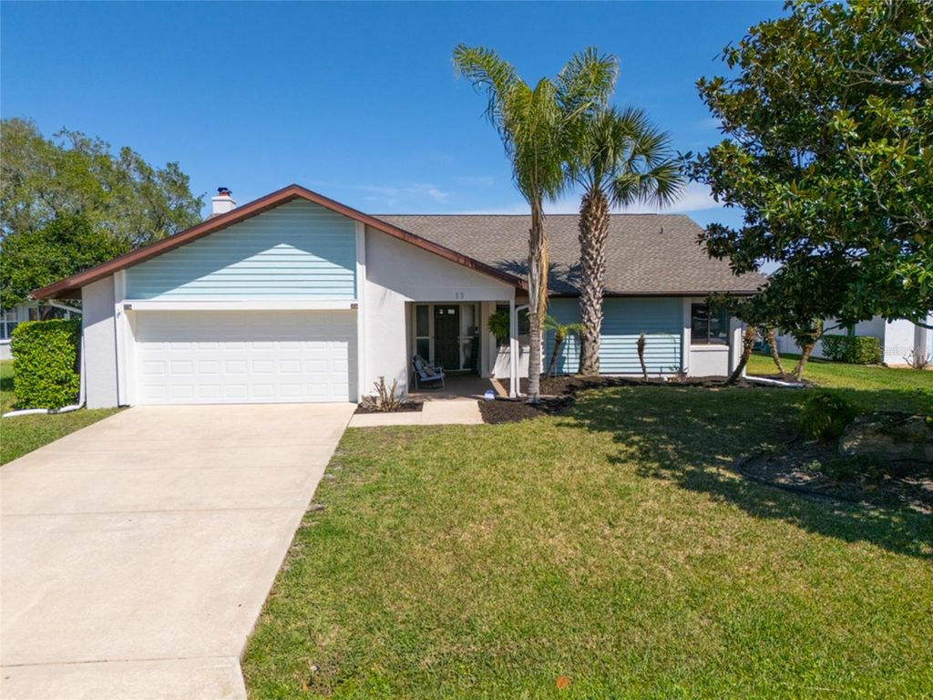 Photo of 13 Clinton Court S, Palm Coast, FL 32137 (MLS # FC316974)