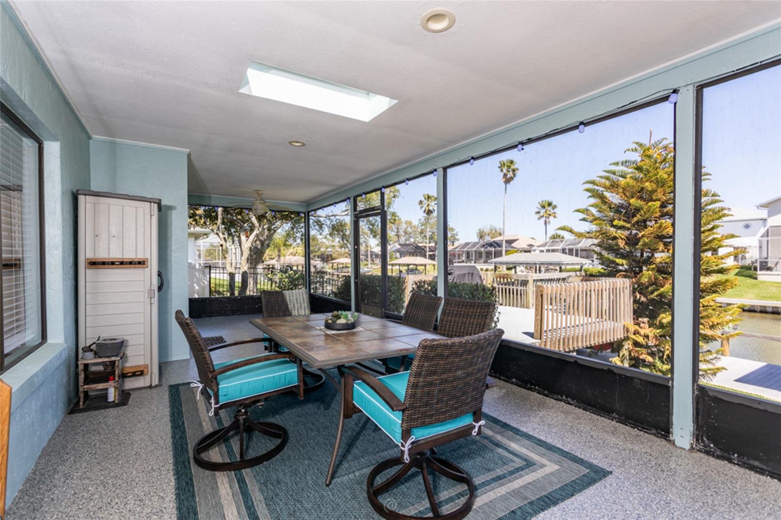 PALM HARBOR - Residential