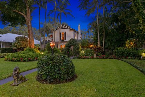 A home in SAINT PETERSBURG