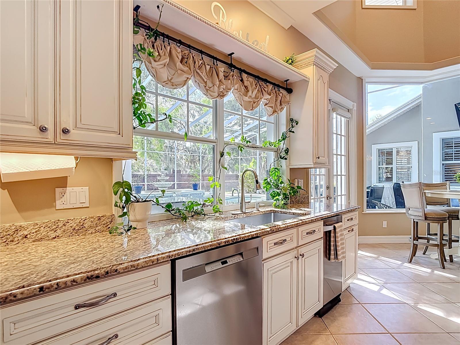 VALRICO FOREST - Residential