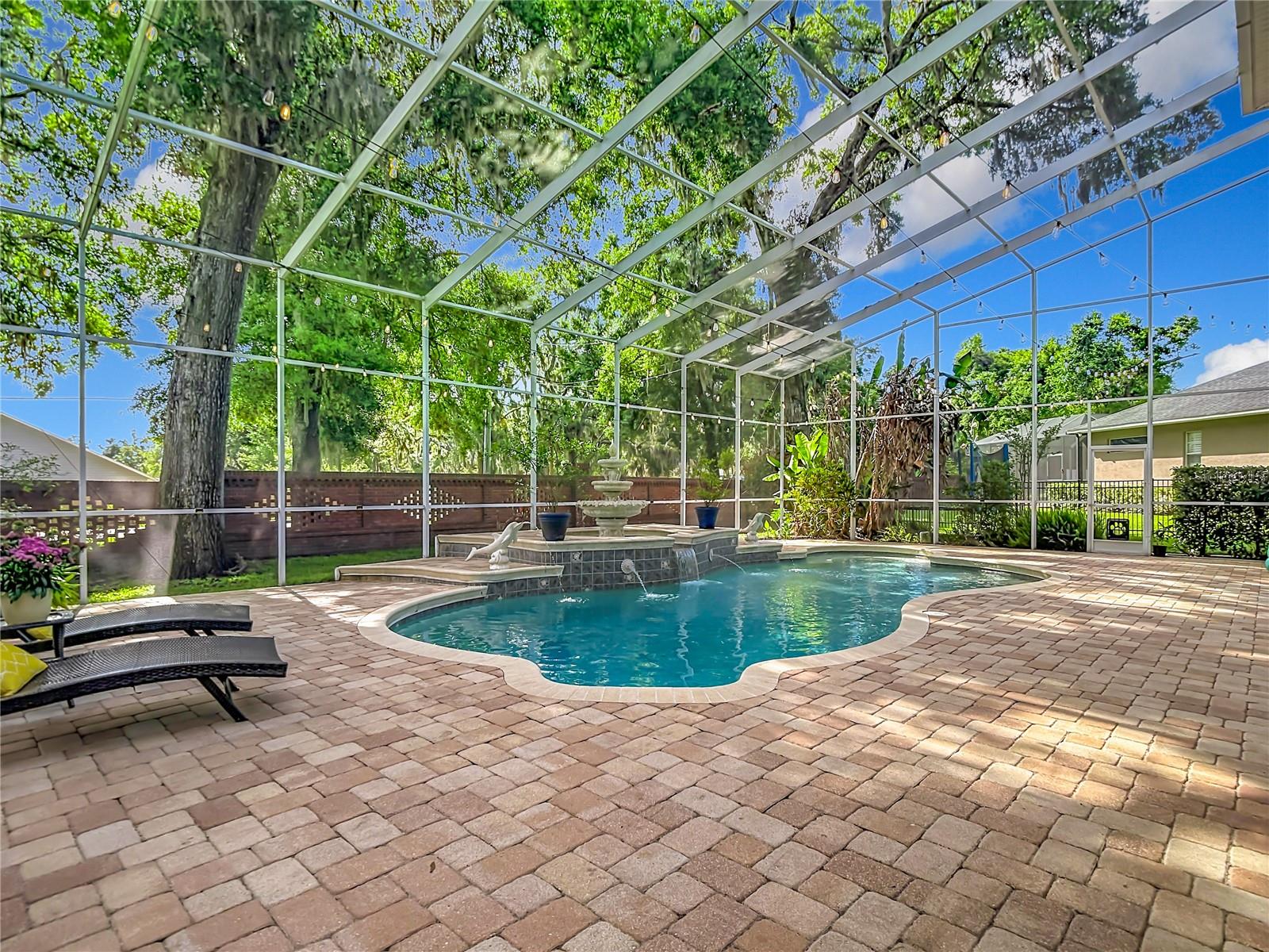 VALRICO FOREST - Residential