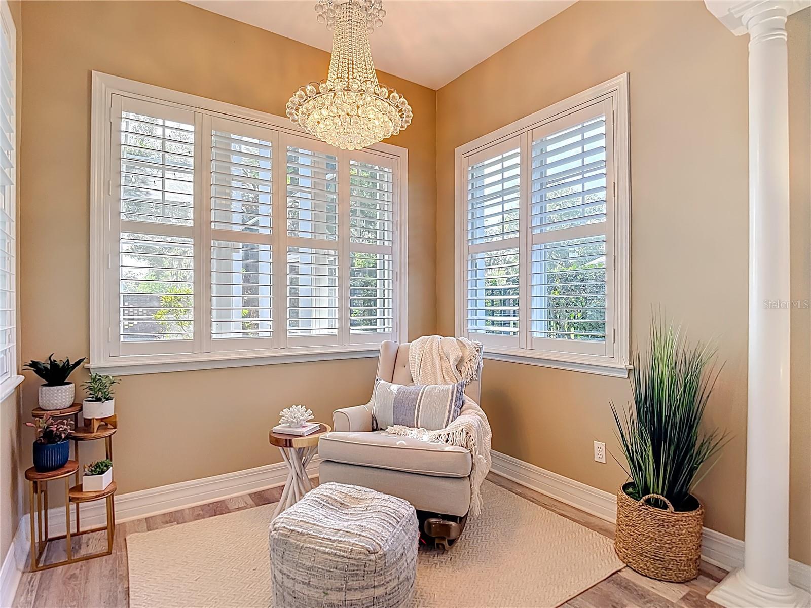 VALRICO FOREST - Residential