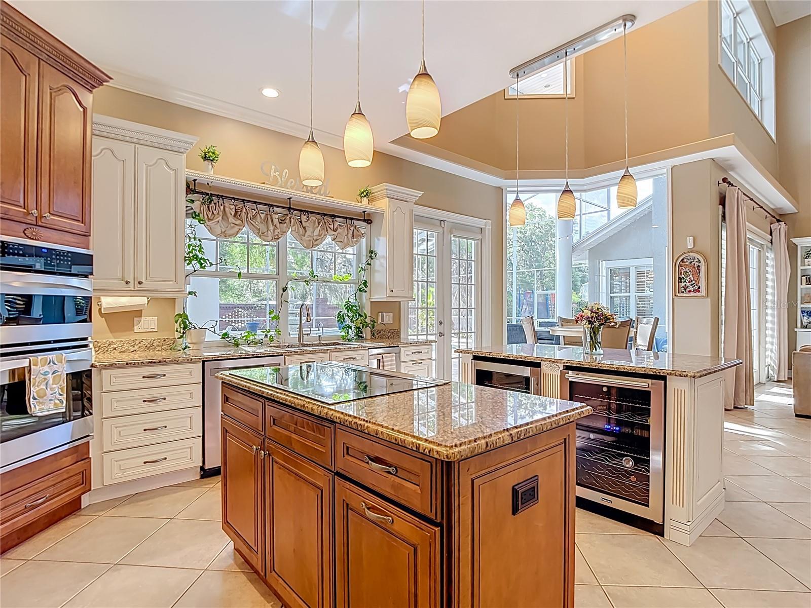 VALRICO FOREST - Residential