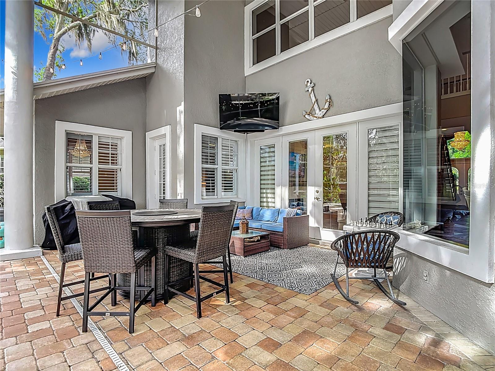 VALRICO FOREST - Residential