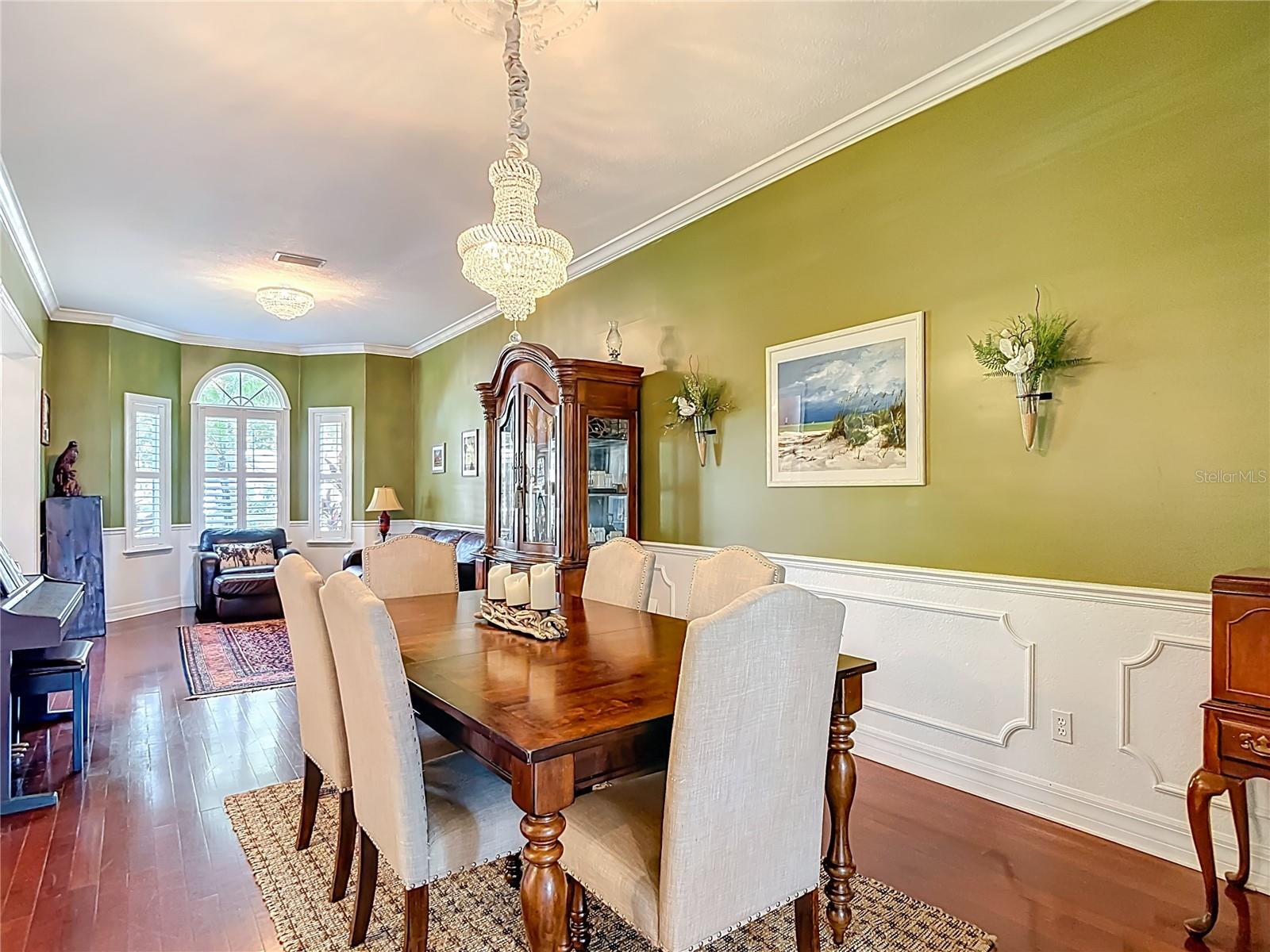 VALRICO FOREST - Residential