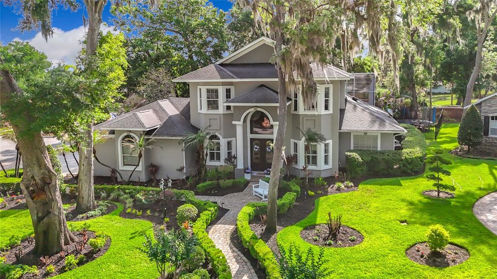 Photo of 2425 Valrico Forest Drive, Valrico, FL 33594 (MLS # TB8498360)