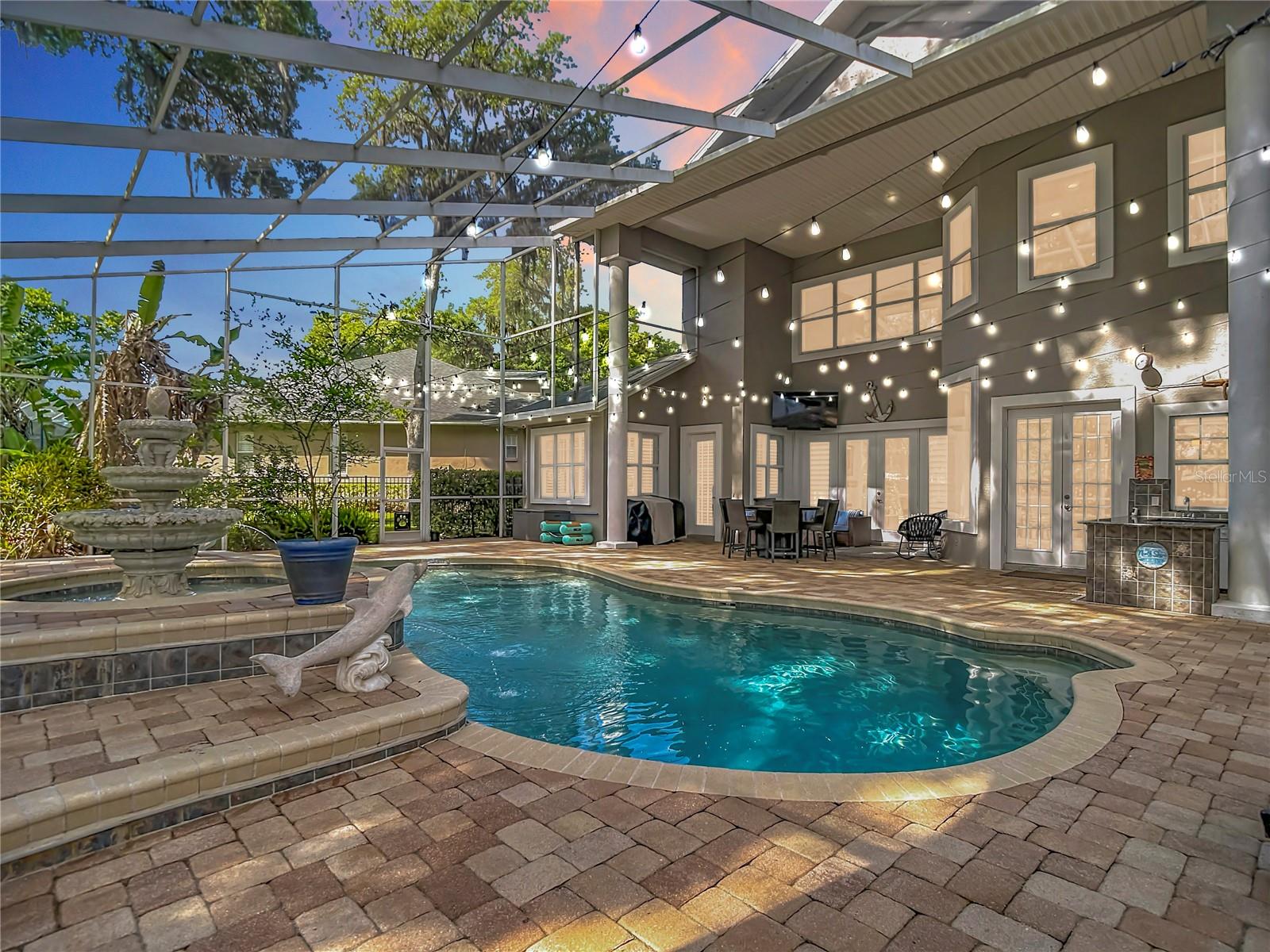 VALRICO FOREST - Residential