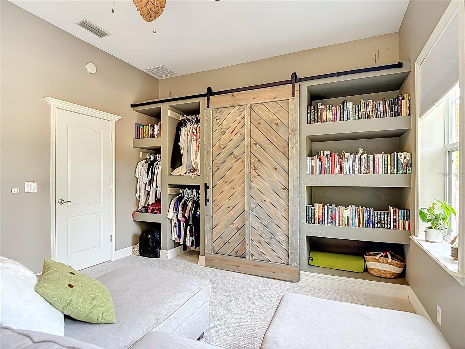 VALRICO FOREST - Residential