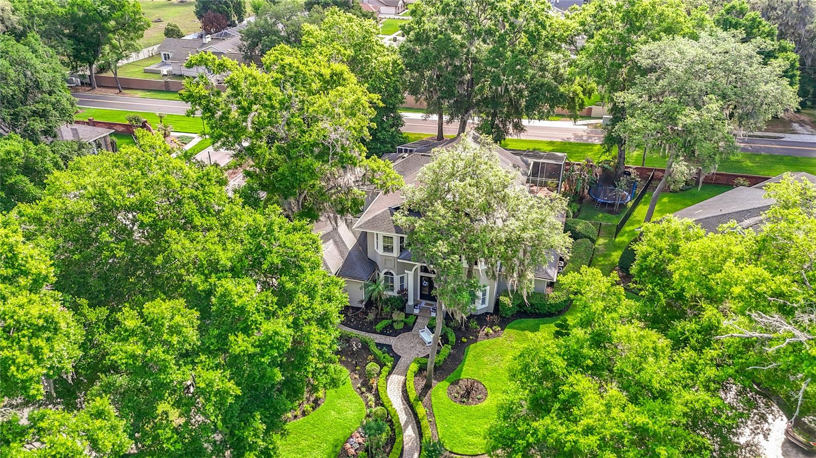 VALRICO FOREST - Residential