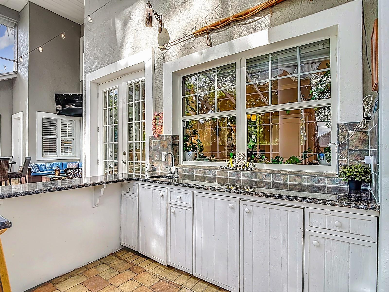 VALRICO FOREST - Residential