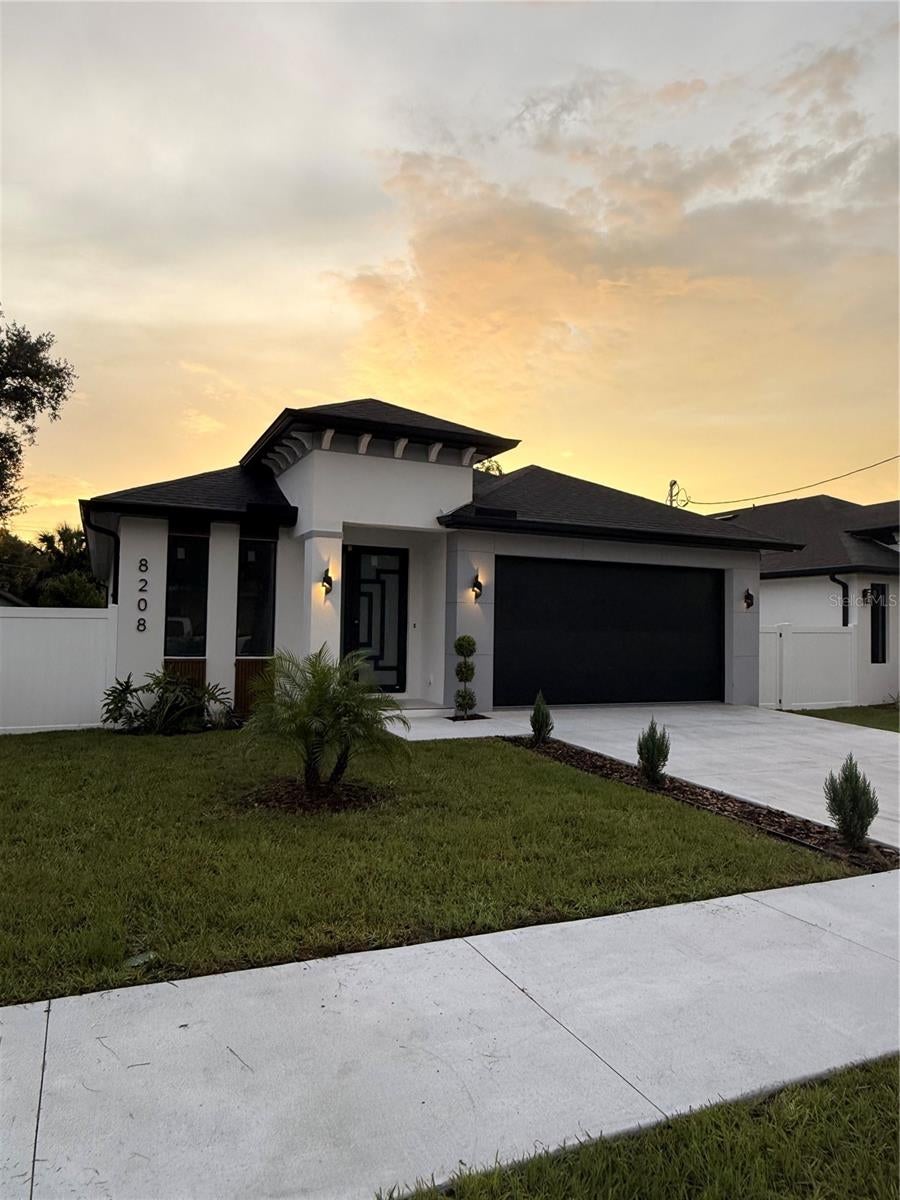 Photo of 8208 N Elmer Street, Tampa, FL 33604 (MLS # TB8537693)
