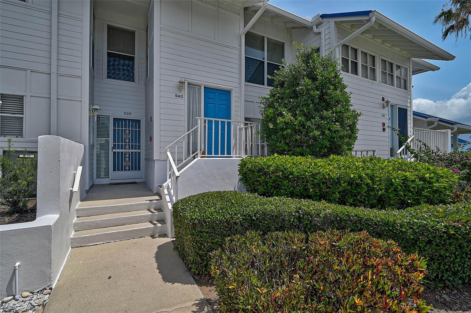 939 SANDPIPER CIRCLE