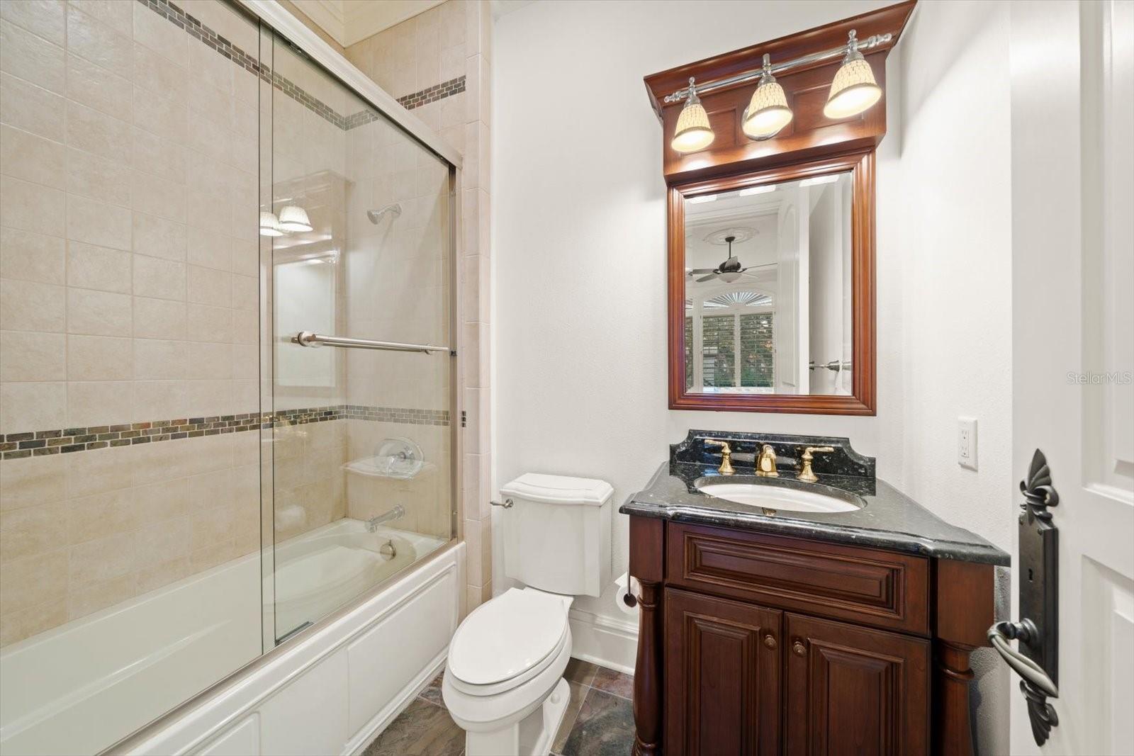 HARBOR BLUFFS SEC 1 REP - Residential