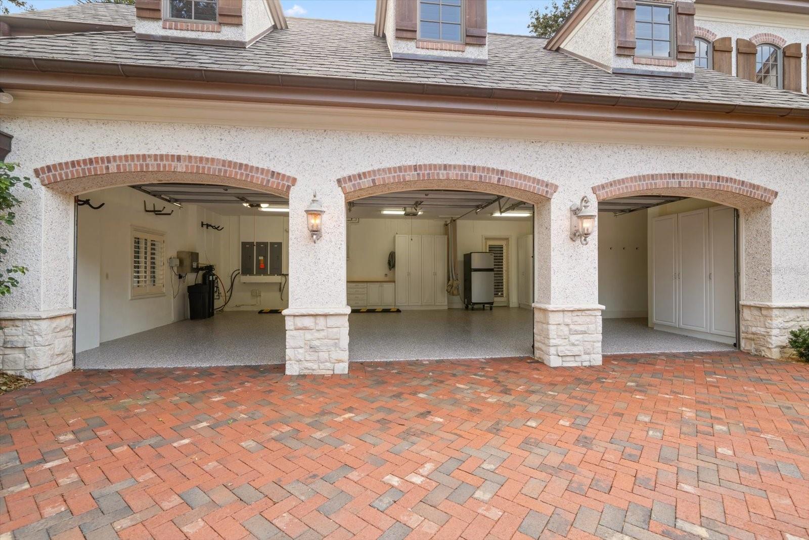 HARBOR BLUFFS SEC 1 REP - Residential