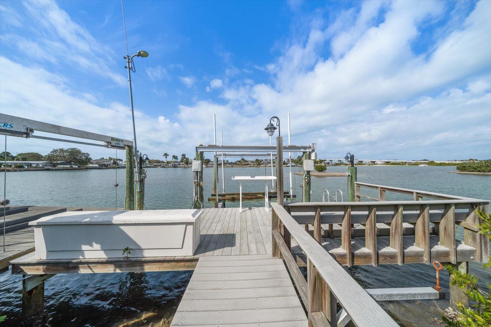 HARBOR BLUFFS SEC 1 REP - Residential