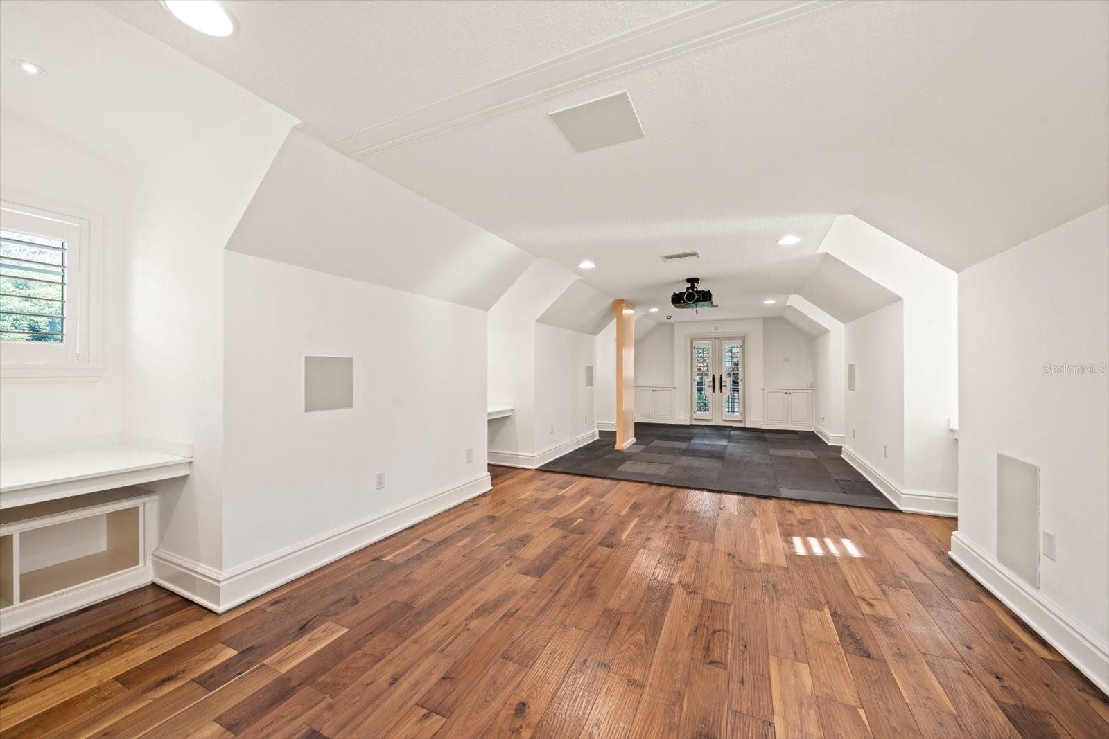 HARBOR BLUFFS SEC 1 REP - Residential