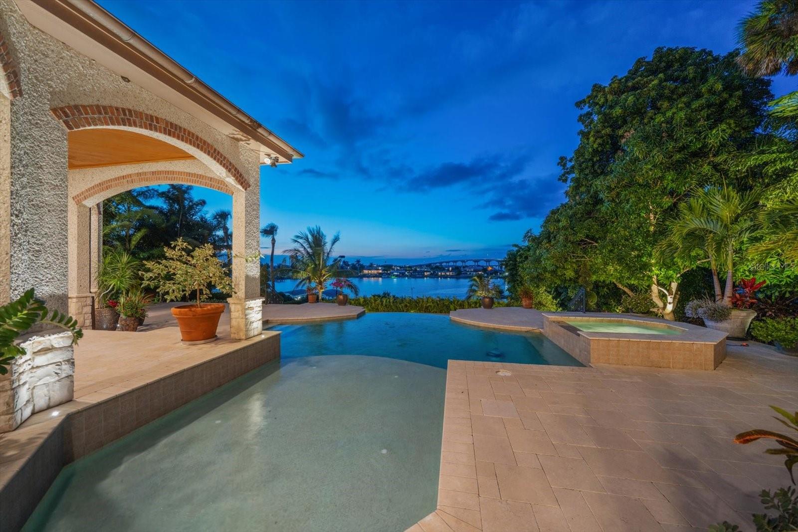 HARBOR BLUFFS SEC 1 REP - Residential