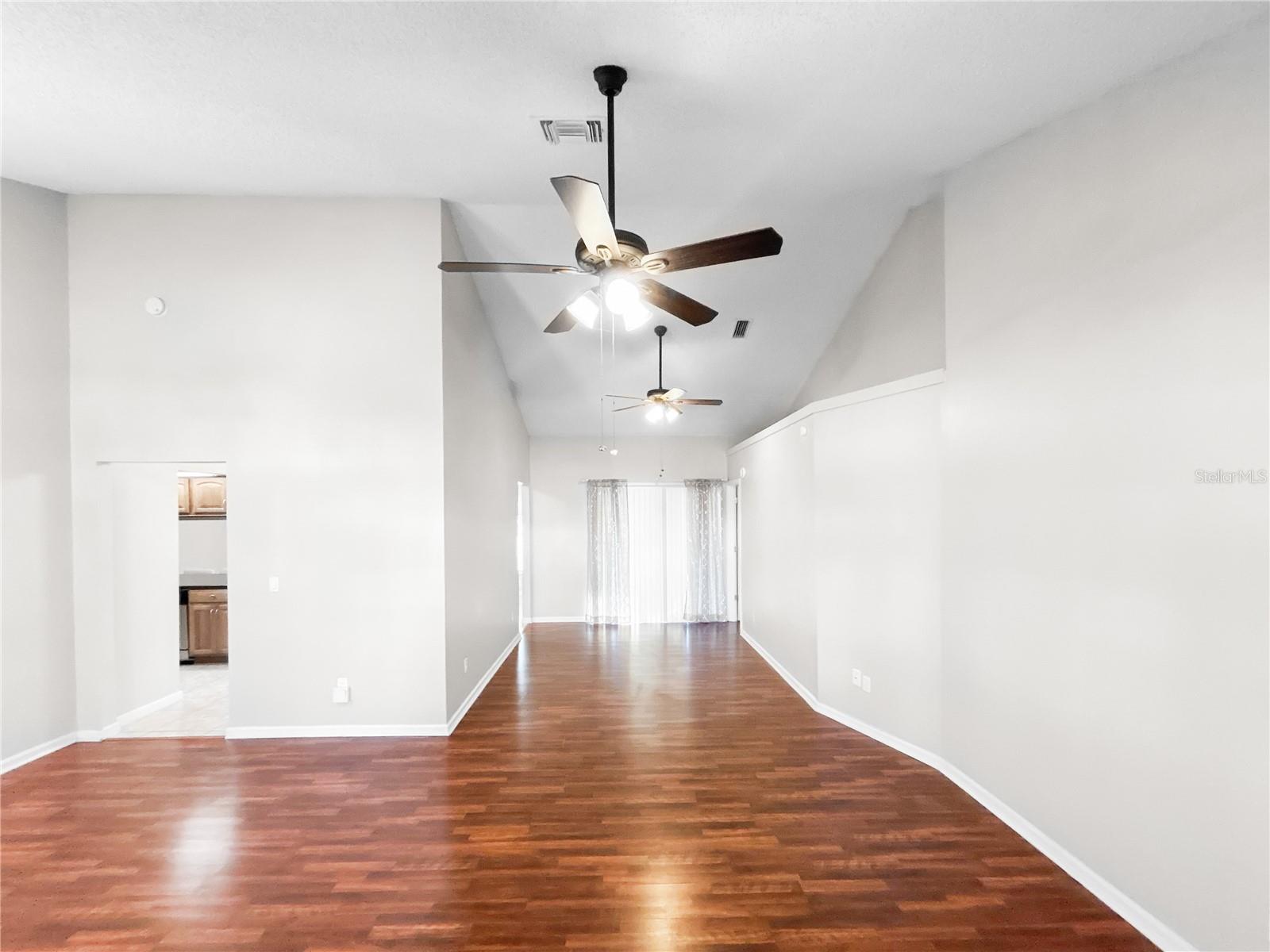 2LO | EDEN WOOD - Residential