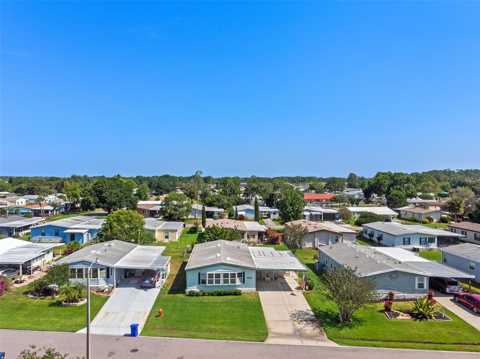 TAVARES FOX RUN MOBILE HOME - Residential