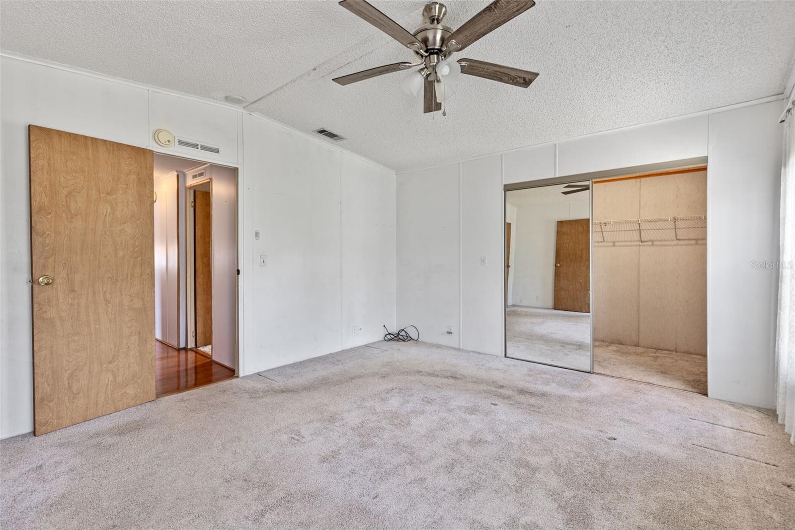 TAVARES FOX RUN MOBILE HOME - Residential