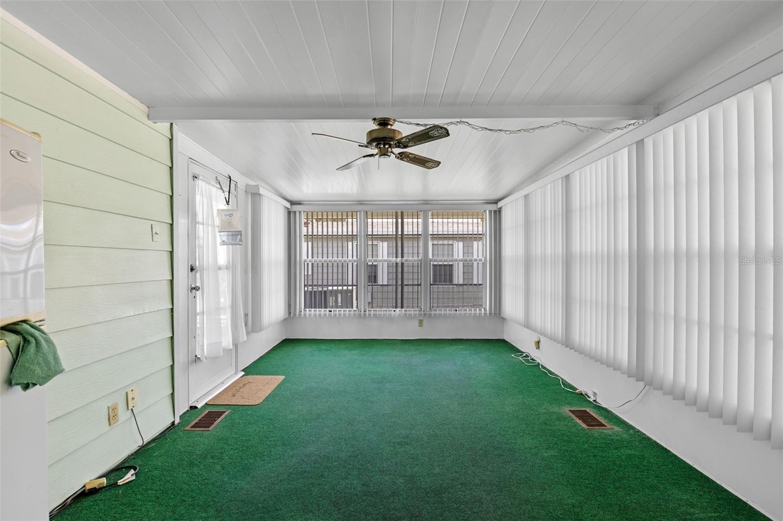 TAVARES FOX RUN MOBILE HOME - Residential