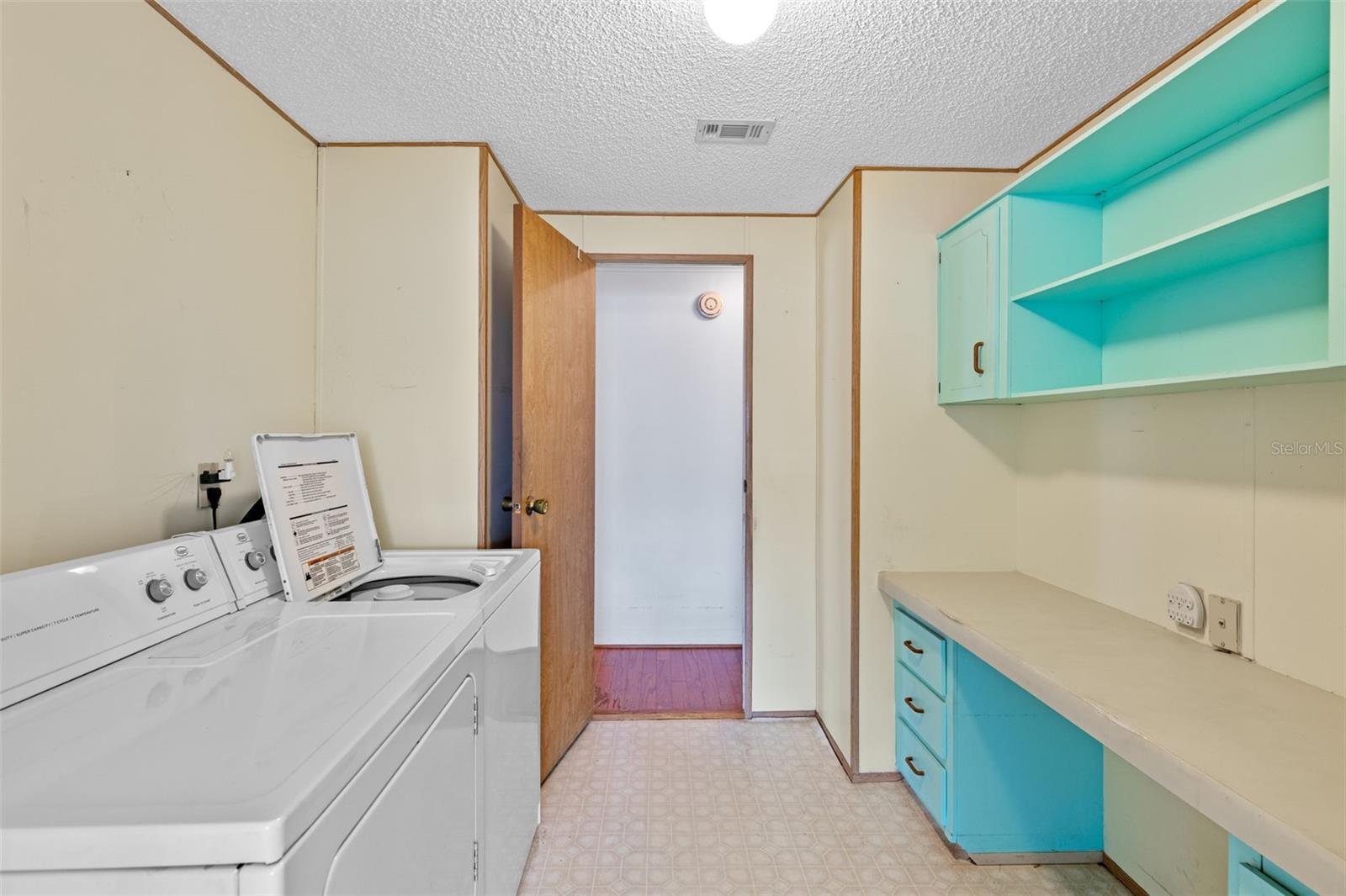 TAVARES FOX RUN MOBILE HOME - Residential