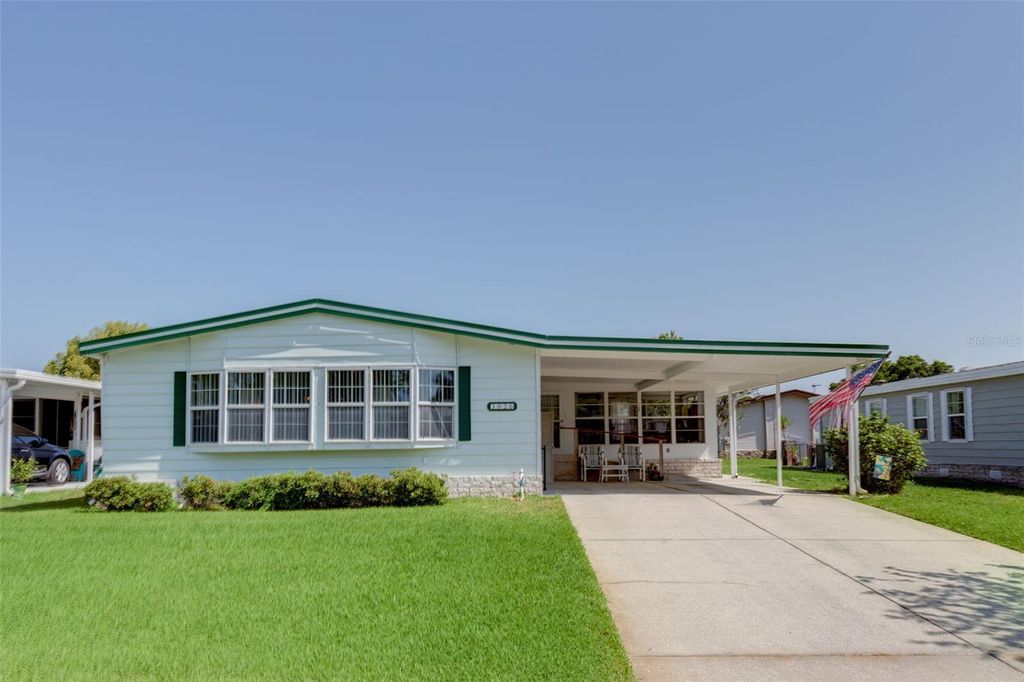 Photo of 3026 Myakka River Road, Tavares, FL 32778 (MLS # G5105116)