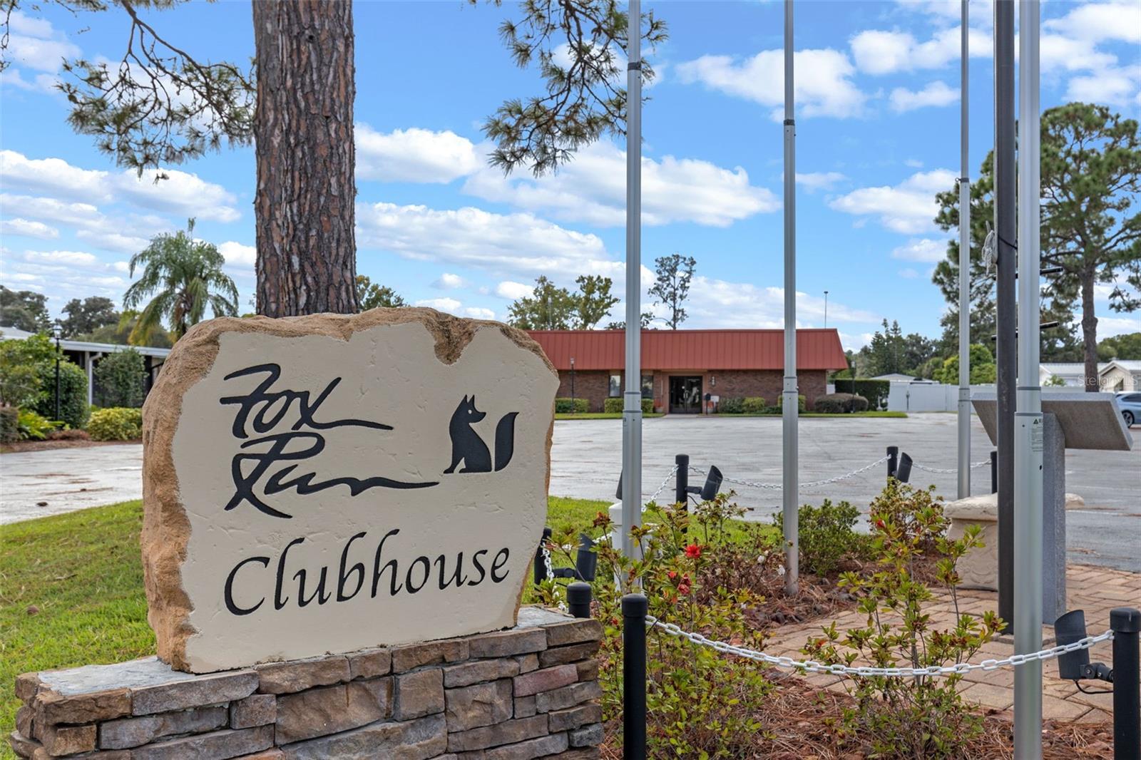 TAVARES FOX RUN MOBILE HOME - Residential