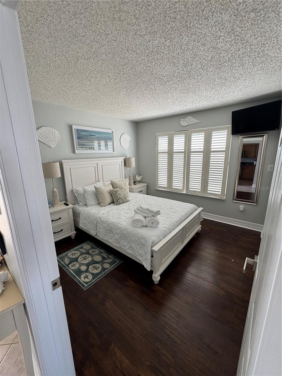 SANDPIPER SANDS CONDO - Residential