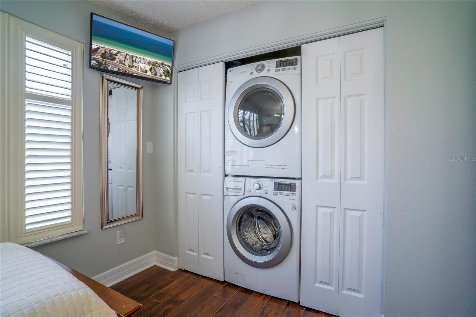 SANDPIPER SANDS CONDO - Residential