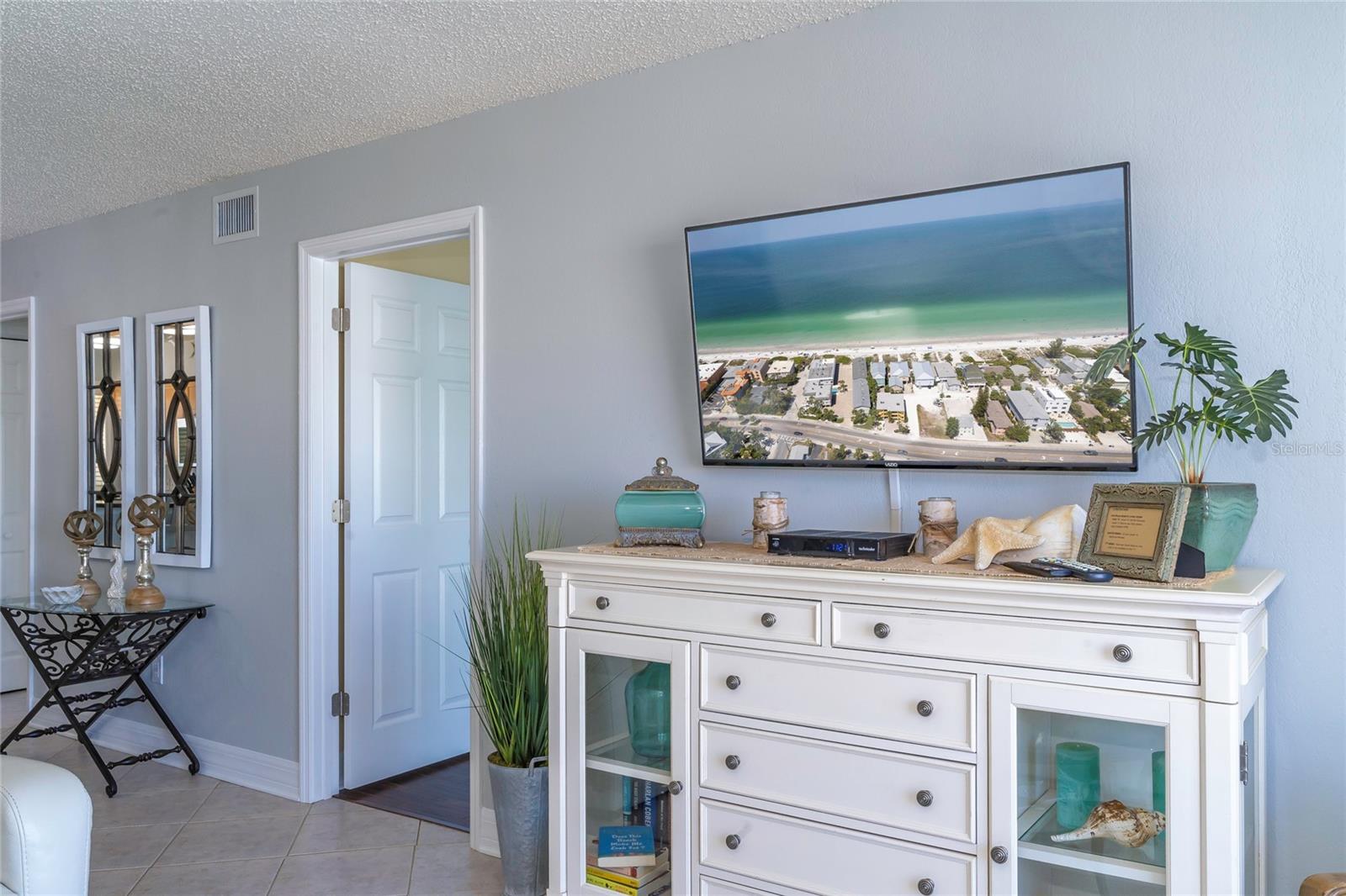 SANDPIPER SANDS CONDO - Residential