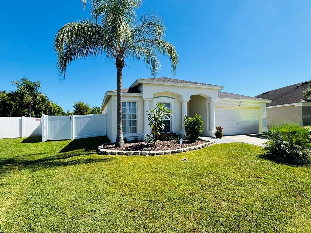 Photo of 1114 Summer Breeze Drive, Brandon, FL 33511 (MLS # J995133)