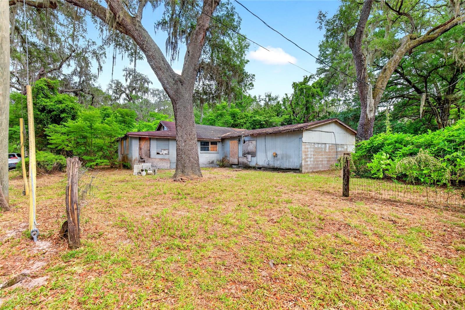 OCKLAWAHA RIVER ESTATE - Residential