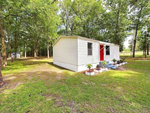 A home in REDDICK