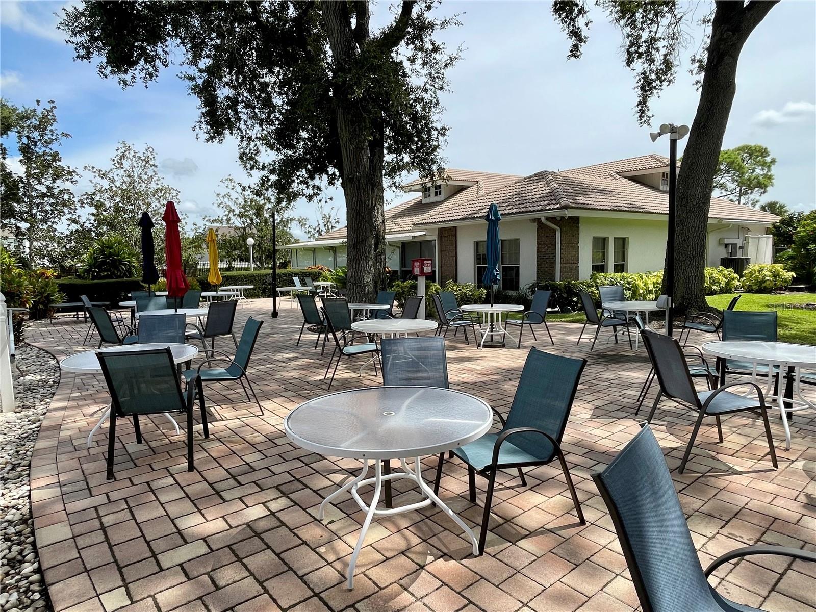GARDEN LAKES COURTYARD - Residential Lease