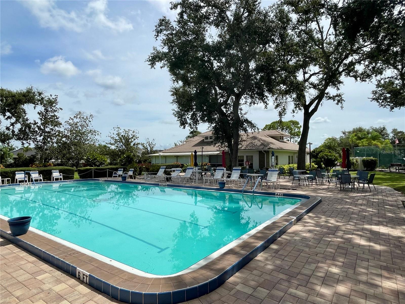 GARDEN LAKES COURTYARD - Residential Lease