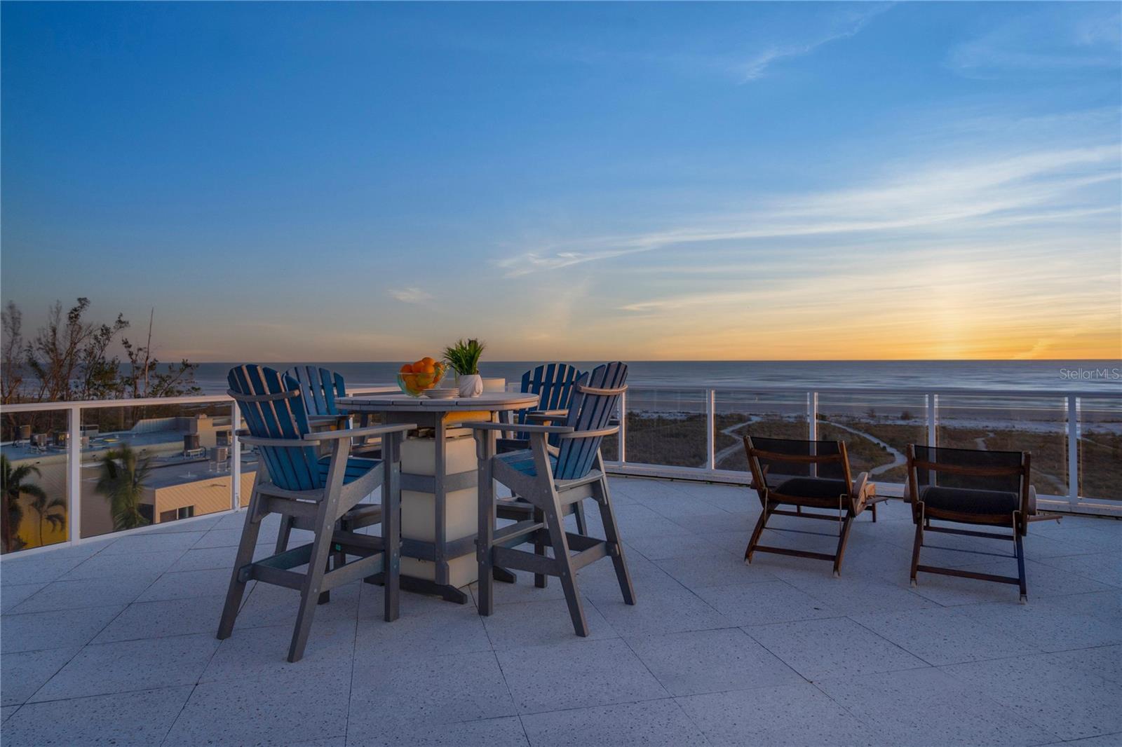 SARASOTA BEACH - Residential