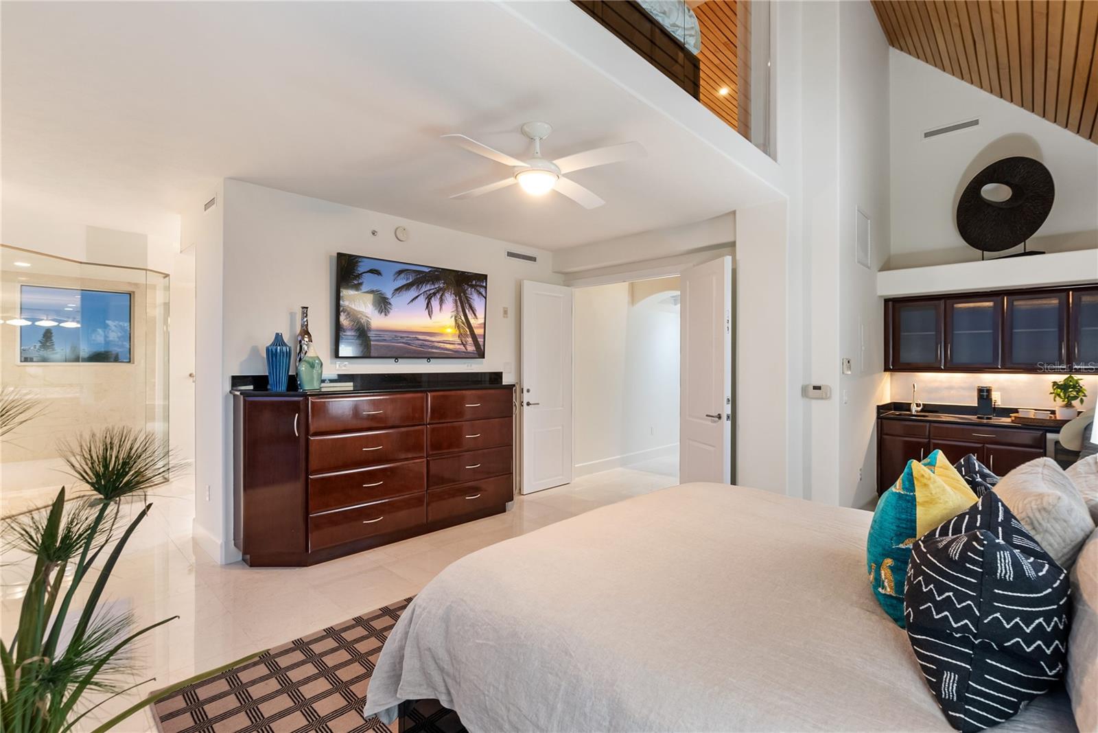 SARASOTA BEACH - Residential