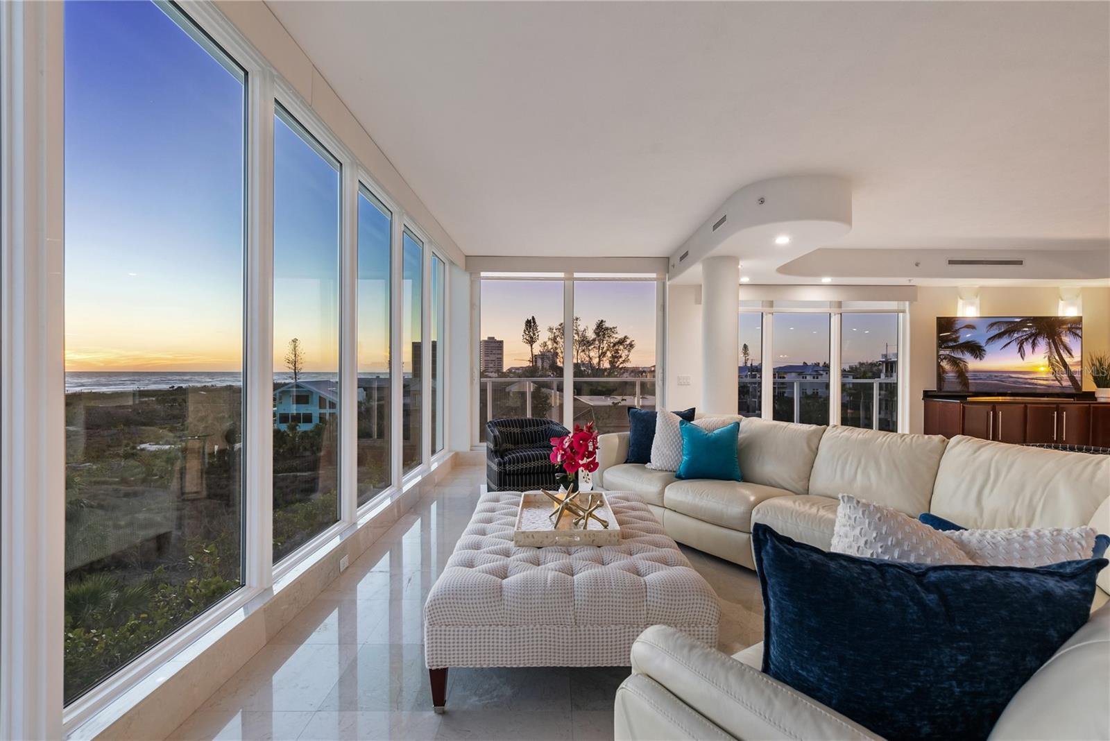 SARASOTA BEACH - Residential