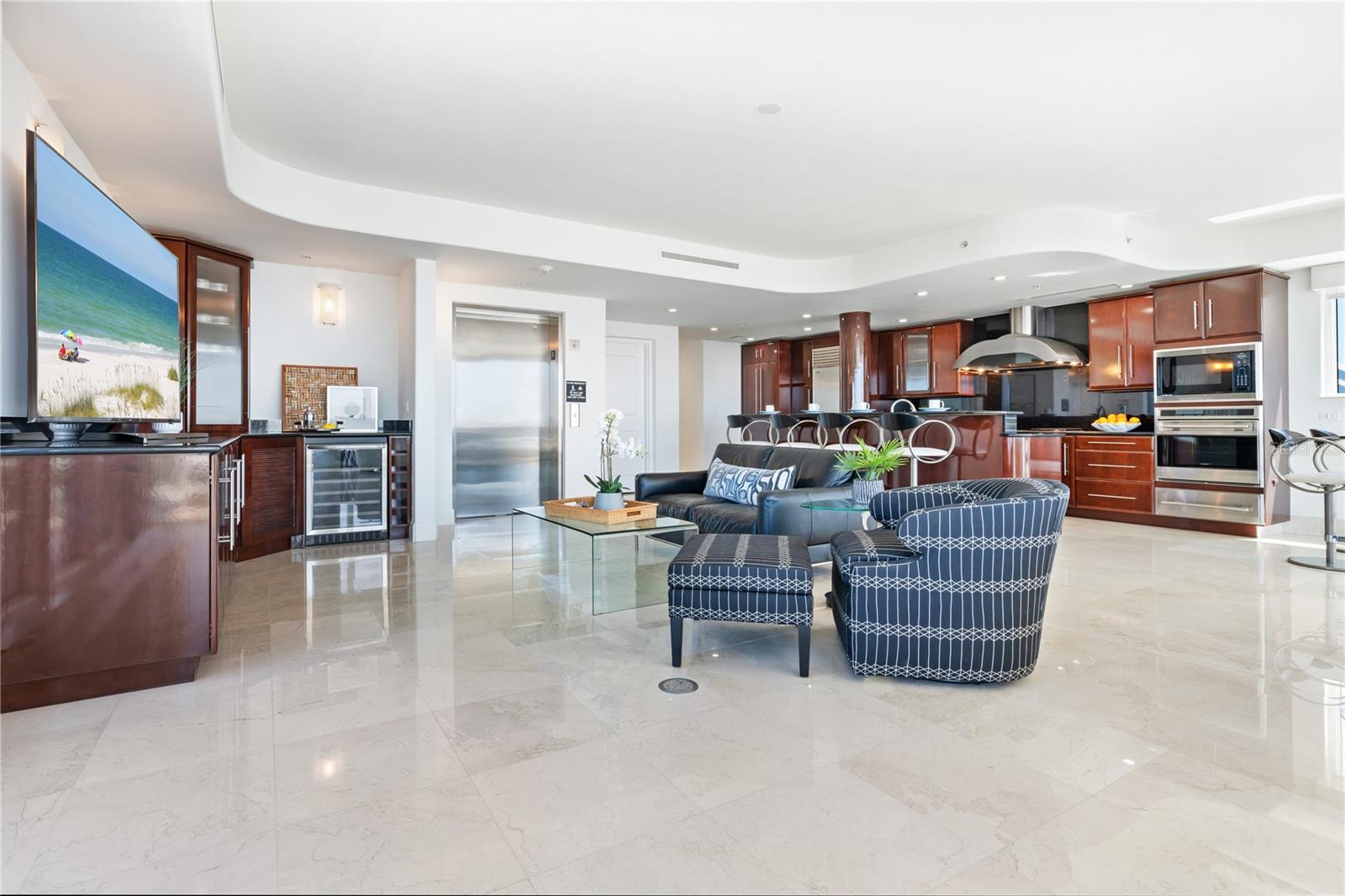 SARASOTA BEACH - Residential