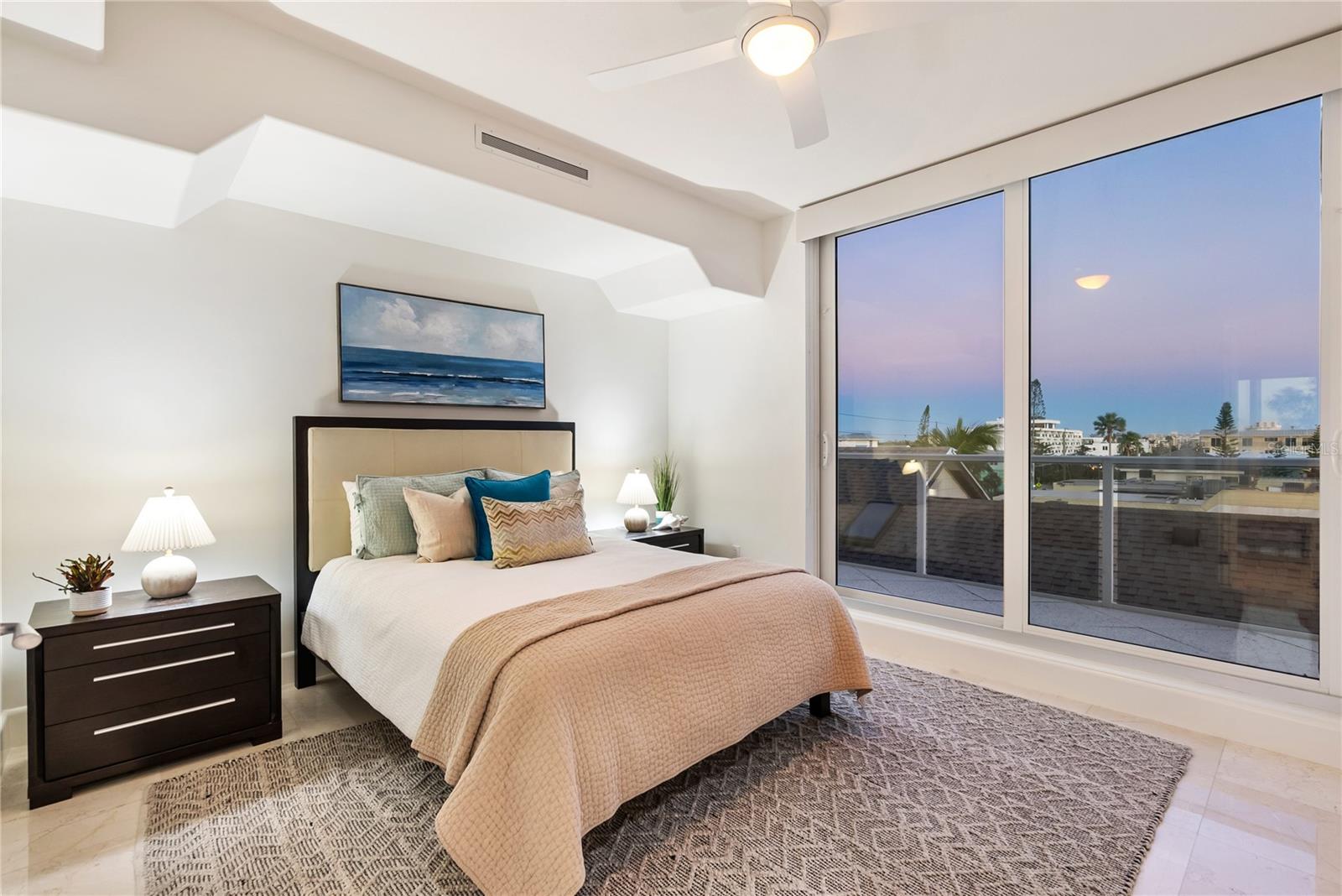 SARASOTA BEACH - Residential