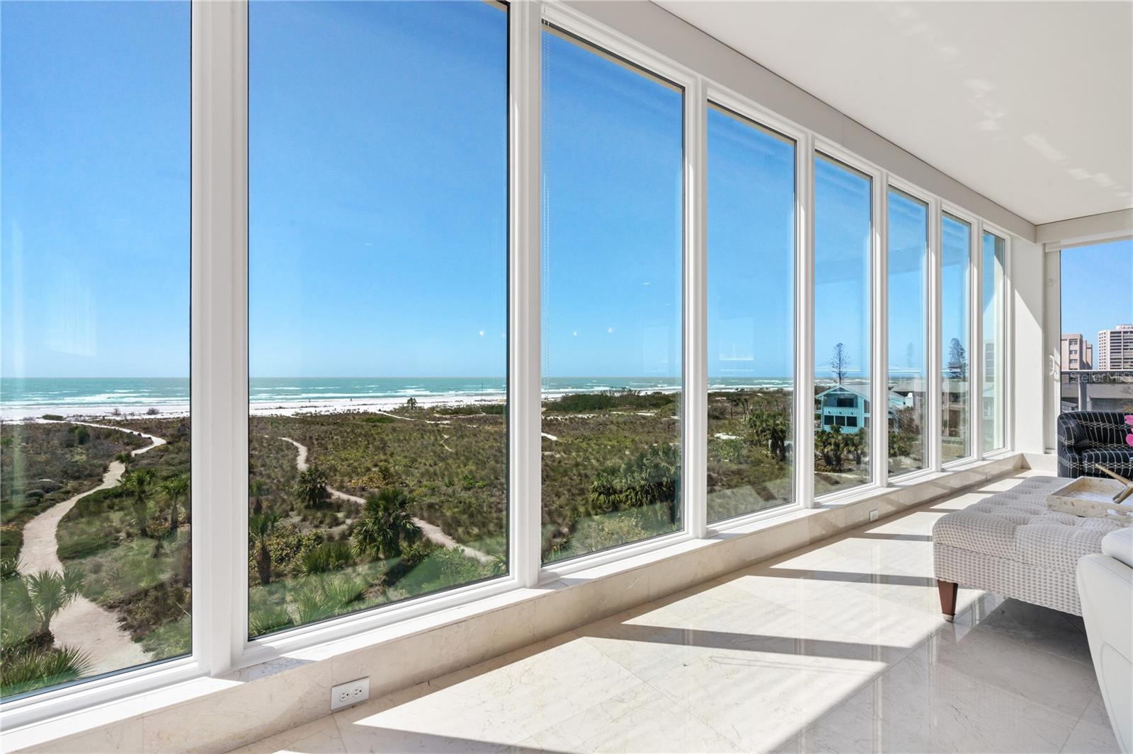 SARASOTA BEACH - Residential